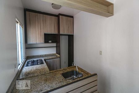Casa à venda com 200m², 5 quartos e sem vagaCozinha e Área de Serviço