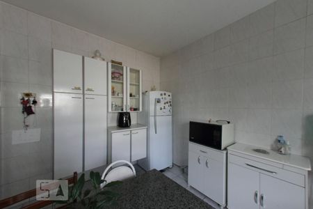 Casa à venda com 100m², 2 quartos e 7 vagasCozinha - casa 2