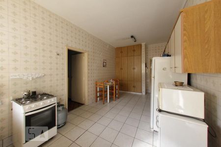 Casa à venda com 100m², 2 quartos e 7 vagasCozinha - casa 1