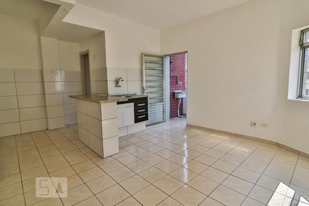 Sala/Cozinha de apartamento para alugar com 1 quarto, 75m² em Consolação, São Paulo