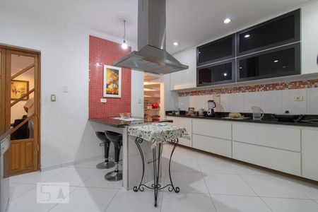 Casa à venda com 350m², 4 quartos e 3 vagasCozinha