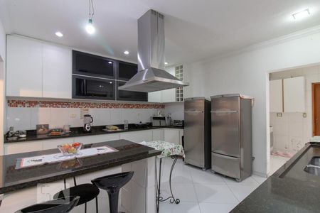 Casa à venda com 350m², 4 quartos e 3 vagasCozinha
