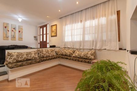 Sala de TV de casa à venda com 4 quartos, 350m² em Vila Maria, São Paulo
