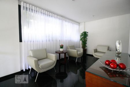 Apartamento para alugar com 171m², 4 quartos e 3 vagas Apartamento para alugar com 171m², 4 quartos e 3 vagasHall de entrada