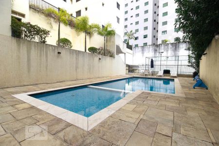 Apartamento para alugar com 171m², 4 quartos e 3 vagas Apartamento para alugar com 171m², 4 quartos e 3 vagasPiscina