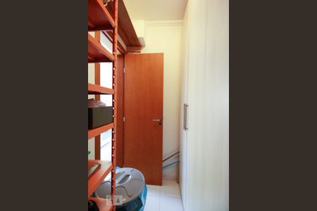 Apartamento para alugar com 171m², 4 quartos e 3 vagas Apartamento para alugar com 171m², 4 quartos e 3 vagasQuarto de serviço