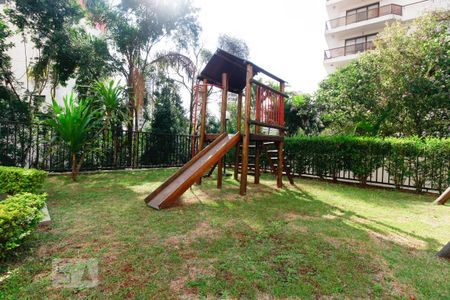 Apartamento para alugar com 171m², 4 quartos e 3 vagas Apartamento para alugar com 171m², 4 quartos e 3 vagasPlayground