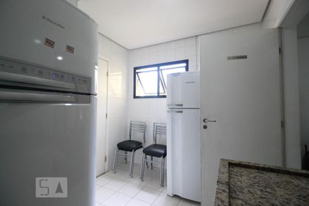 Apartamento para alugar com 171m², 4 quartos e 3 vagas Apartamento para alugar com 171m², 4 quartos e 3 vagasSalão de festa
