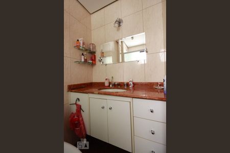 Apartamento para alugar com 171m², 4 quartos e 3 vagas Apartamento para alugar com 171m², 4 quartos e 3 vagasSuíte 2