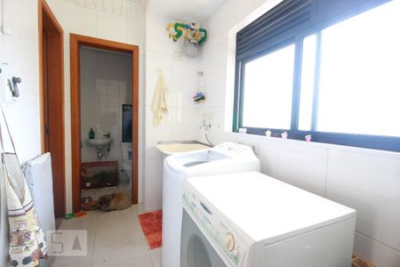 Apartamento para alugar com 171m², 4 quartos e 3 vagas Apartamento para alugar com 171m², 4 quartos e 3 vagasÁrea de serviço