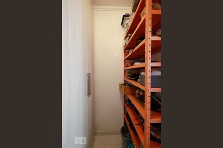 Apartamento para alugar com 171m², 4 quartos e 3 vagas Apartamento para alugar com 171m², 4 quartos e 3 vagasQuarto de serviço