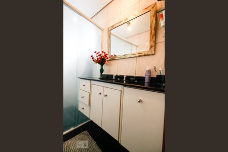Apartamento para alugar com 171m², 4 quartos e 3 vagas Apartamento para alugar com 171m², 4 quartos e 3 vagasSuíte 1