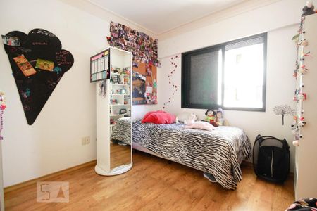 Apartamento para alugar com 171m², 4 quartos e 3 vagas Apartamento para alugar com 171m², 4 quartos e 3 vagasQuarto 2
