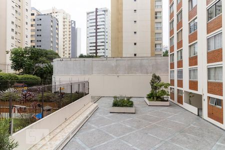 Vista do Quarto 1 de apartamento para alugar com 2 quartos, 67m² em Aclimação, São Paulo