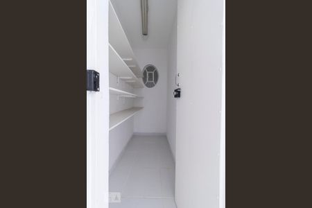 Casa à venda com 269m², 1 quarto e 3 vagasDespensa