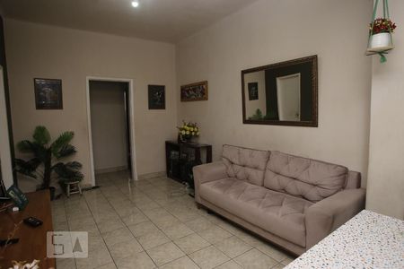 Sala de casa de condomínio à venda com 4 quartos, 142m² em São Francisco Xavier, Rio de Janeiro