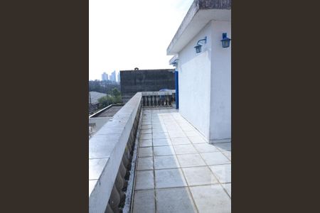 Casa para alugar com 55m², 3 quartos e sem vagaVaranda