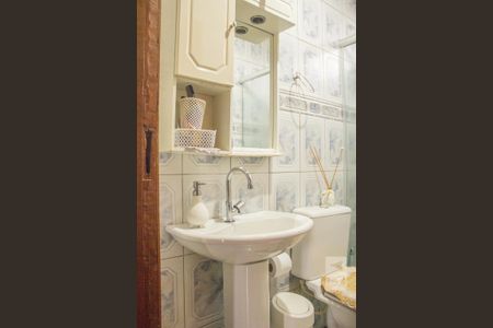 Casa para alugar com 468m², 3 quartos e 3 vagasBanheiro