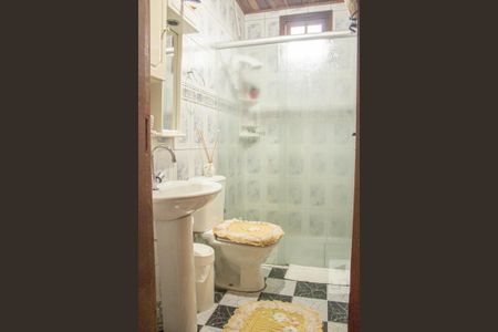 Casa para alugar com 468m², 3 quartos e 3 vagasBanheiro