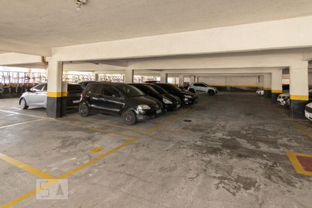 Apartamento à venda com 100m², 3 quartos e 1 vaga Apartamento à venda com 100m², 3 quartos e 1 vagaGaragem
