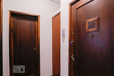 Apartamento para alugar com 45m², 1 quarto e sem vaga Apartamento para alugar com 45m², 1 quarto e sem vagaEntrada