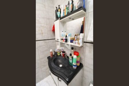 Casa à venda com 250m², 3 quartos e 3 vagas Casa à venda com 250m², 3 quartos e 3 vagasBanheiro da Suíte 2