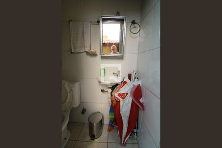 Casa à venda com 250m², 3 quartos e 3 vagas Casa à venda com 250m², 3 quartos e 3 vagas Banheiro da Piscina