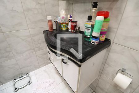 Casa à venda com 250m², 3 quartos e 3 vagas Casa à venda com 250m², 3 quartos e 3 vagasBanheiro da Suíte 2