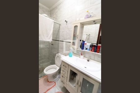 Casa à venda com 250m², 3 quartos e 3 vagas Casa à venda com 250m², 3 quartos e 3 vagasBanheiro da Suíte 1