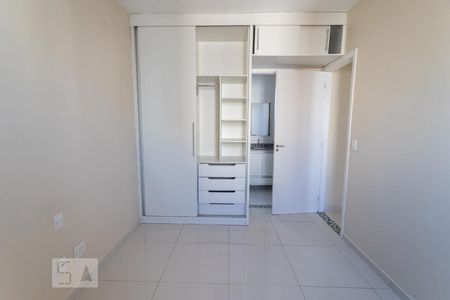 Apartamento para alugar com 68m², 2 quartos e 1 vagaQuarto 2 - Armários