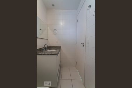 Apartamento para alugar com 68m², 2 quartos e 1 vagaBanheiro Social