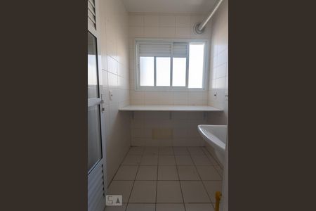 Apartamento para alugar com 68m², 2 quartos e 1 vagaÁrea de Serviço
