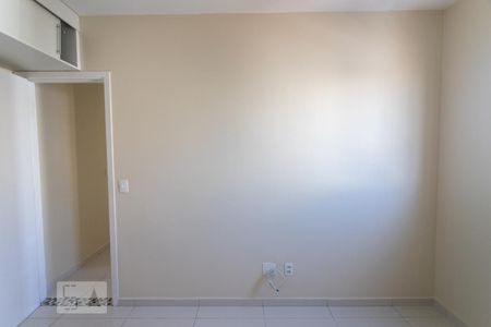 Apartamento para alugar com 68m², 2 quartos e 1 vagaQuarto 2 - Suíte