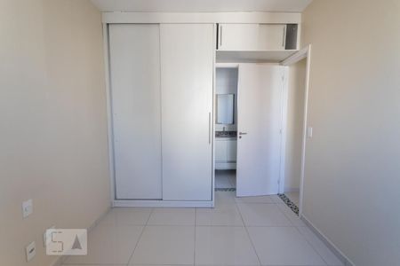 Apartamento para alugar com 68m², 2 quartos e 1 vagaQuarto 2 - Armários