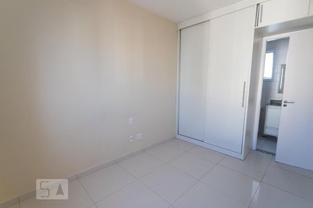 Apartamento para alugar com 68m², 2 quartos e 1 vagaQuarto 2 - Suíte