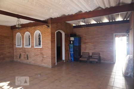 Casa para alugar com 180m², 3 quartos e 6 vagasGaragem