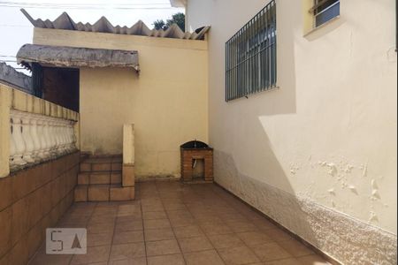 Casa para alugar com 180m², 3 quartos e 6 vagasQuintal