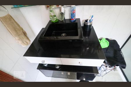 Casa à venda com 205m², 4 quartos e 3 vagasBanheiro da Suíte 1