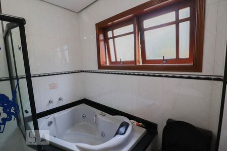 Casa à venda com 205m², 4 quartos e 3 vagasBanheiro da Suíte