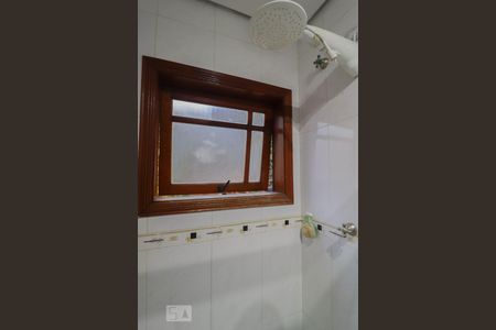 Casa à venda com 205m², 4 quartos e 3 vagasBanheiro da Suíte 2