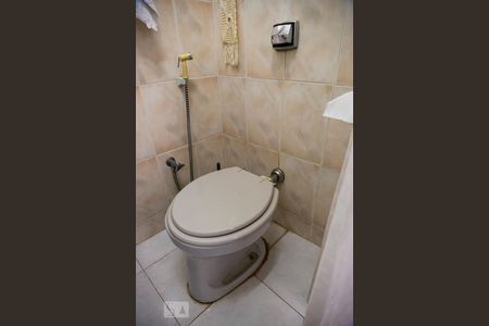 Apartamento à venda com 100m², 2 quartos e sem vagaBanheiro de Serviço