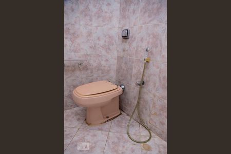 Apartamento à venda com 100m², 2 quartos e sem vagaBanheiro Social