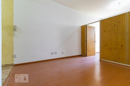 Studio para alugar com 38m², 1 quarto e sem vagaKitnet - Sala