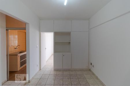 Sala de apartamento para alugar com 1 quarto, 66m² em Centro, Campinas