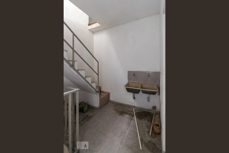 Casa à venda com 150m², 2 quartos e sem vagaSobrado - Área de serviço