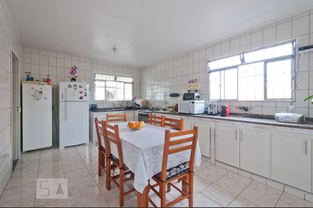 Casa à venda com 270m², 5 quartos e 1 vagaCozinha