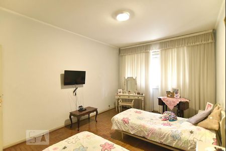 Apartamento à venda com 327m², 5 quartos e 2 vagasSuite