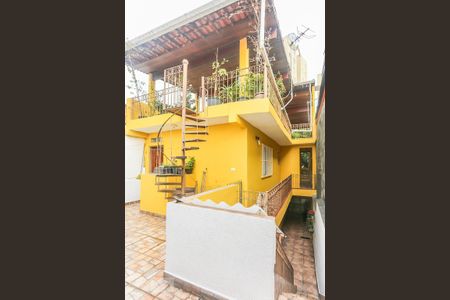 Casa à venda com 175m², 3 quartos e 3 vagasQuintal com Churrasqueira