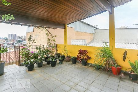 Casa à venda com 175m², 3 quartos e 3 vagasTerraço