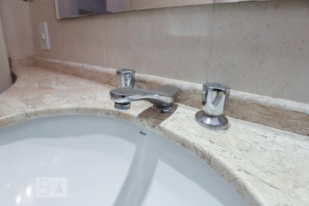 Apartamento à venda com 125m², 3 quartos e 1 vaga Apartamento à venda com 125m², 3 quartos e 1 vagaBanheiro